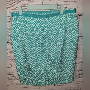 The limited Pocket Pencil Skirt